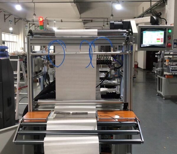 Máquina aplicadora de pegamento para filtros 1