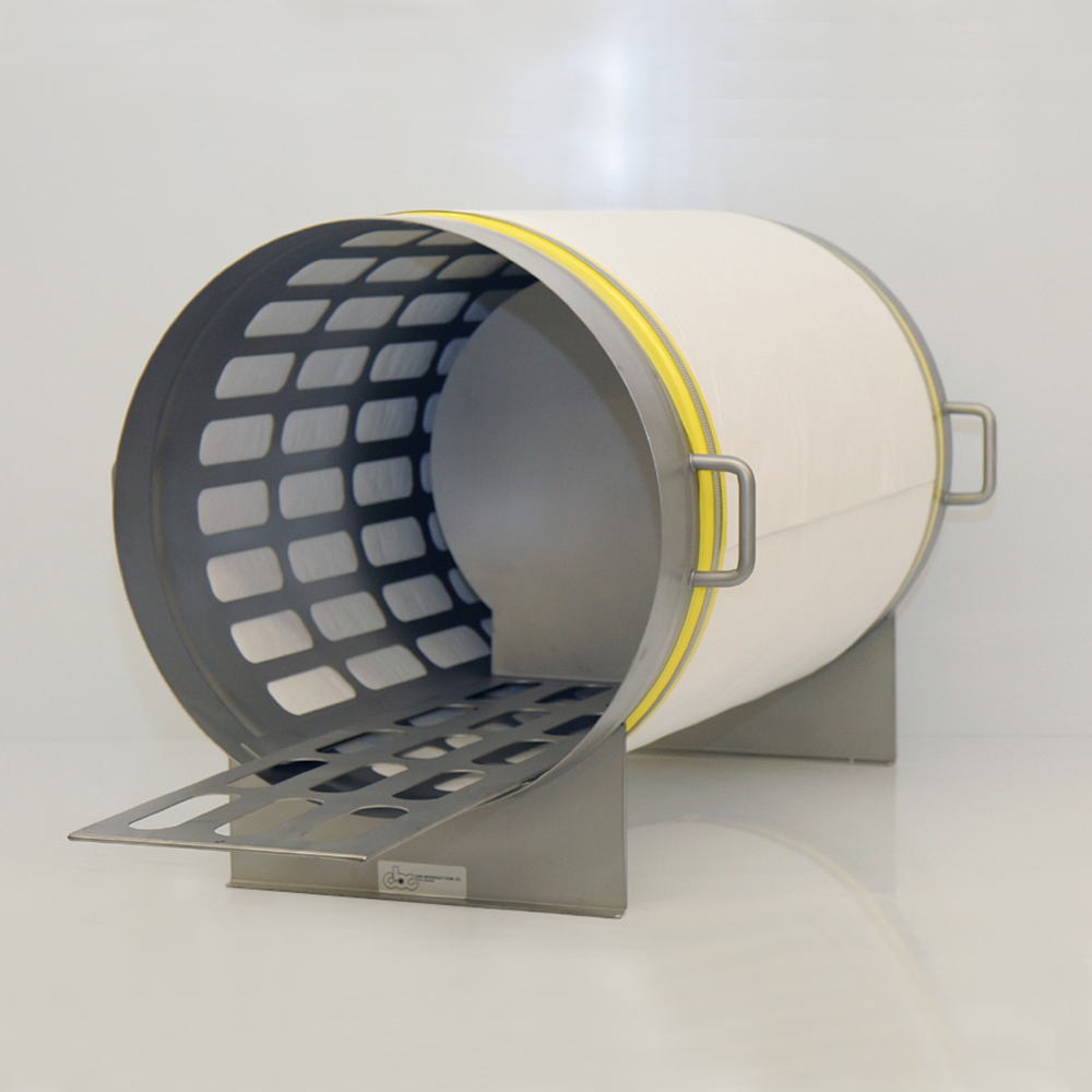 Filter media pleating machine