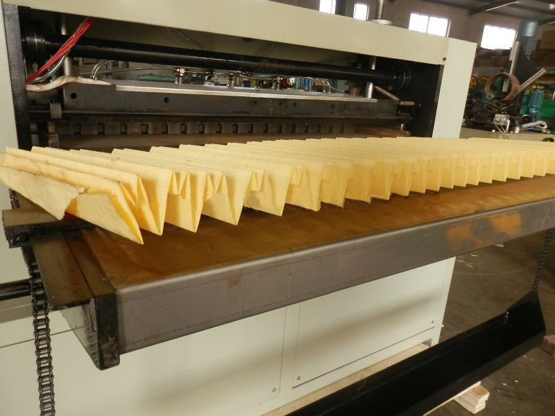 Air Filter Pleating Machine